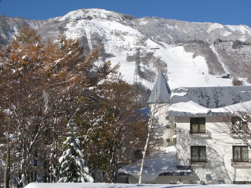 Grindelwald Yuzawa (Niigata) Bagian luar foto